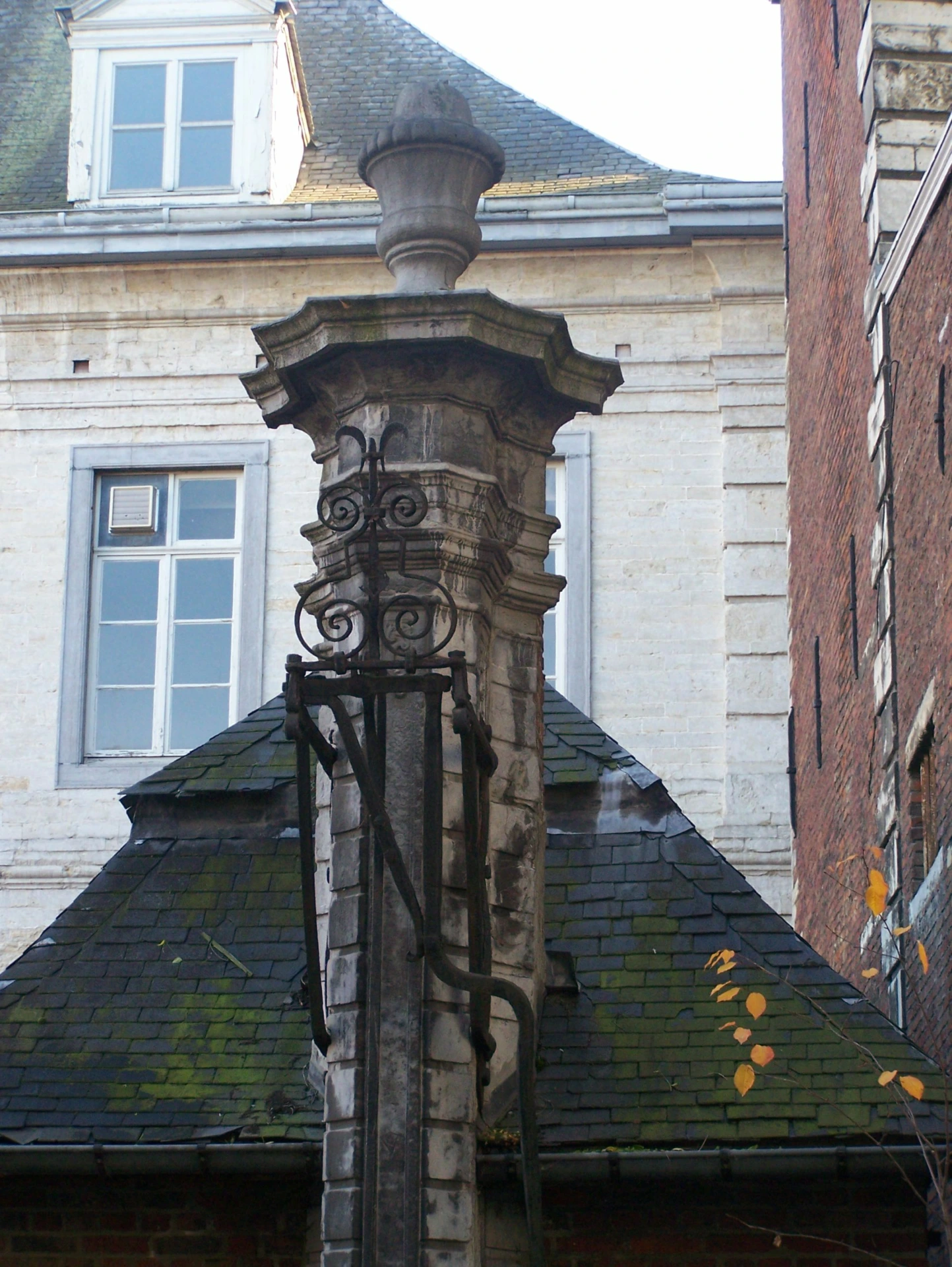 Pompe de la Rue de Namur