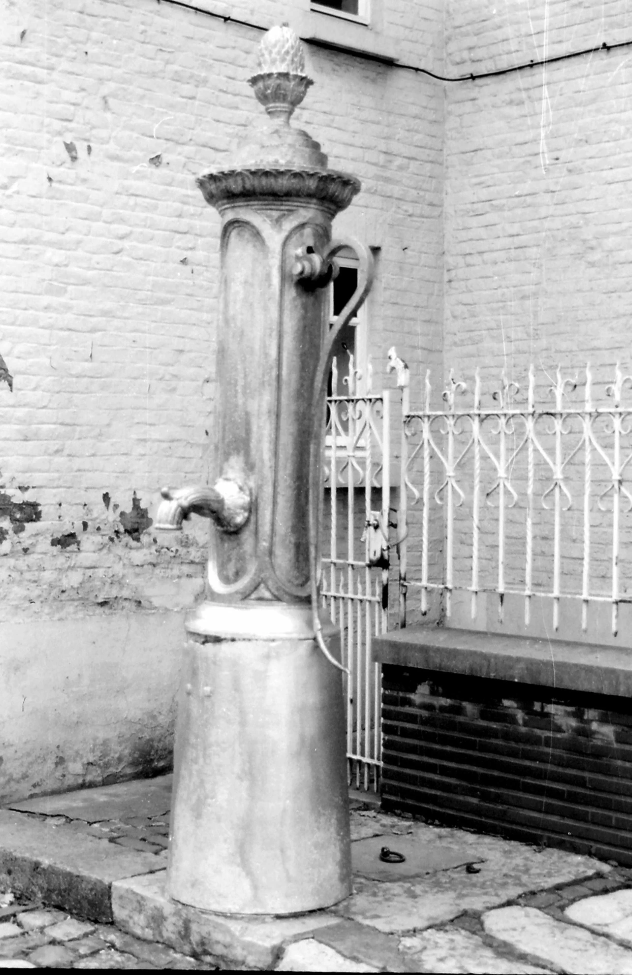 Éghezée – Pompe